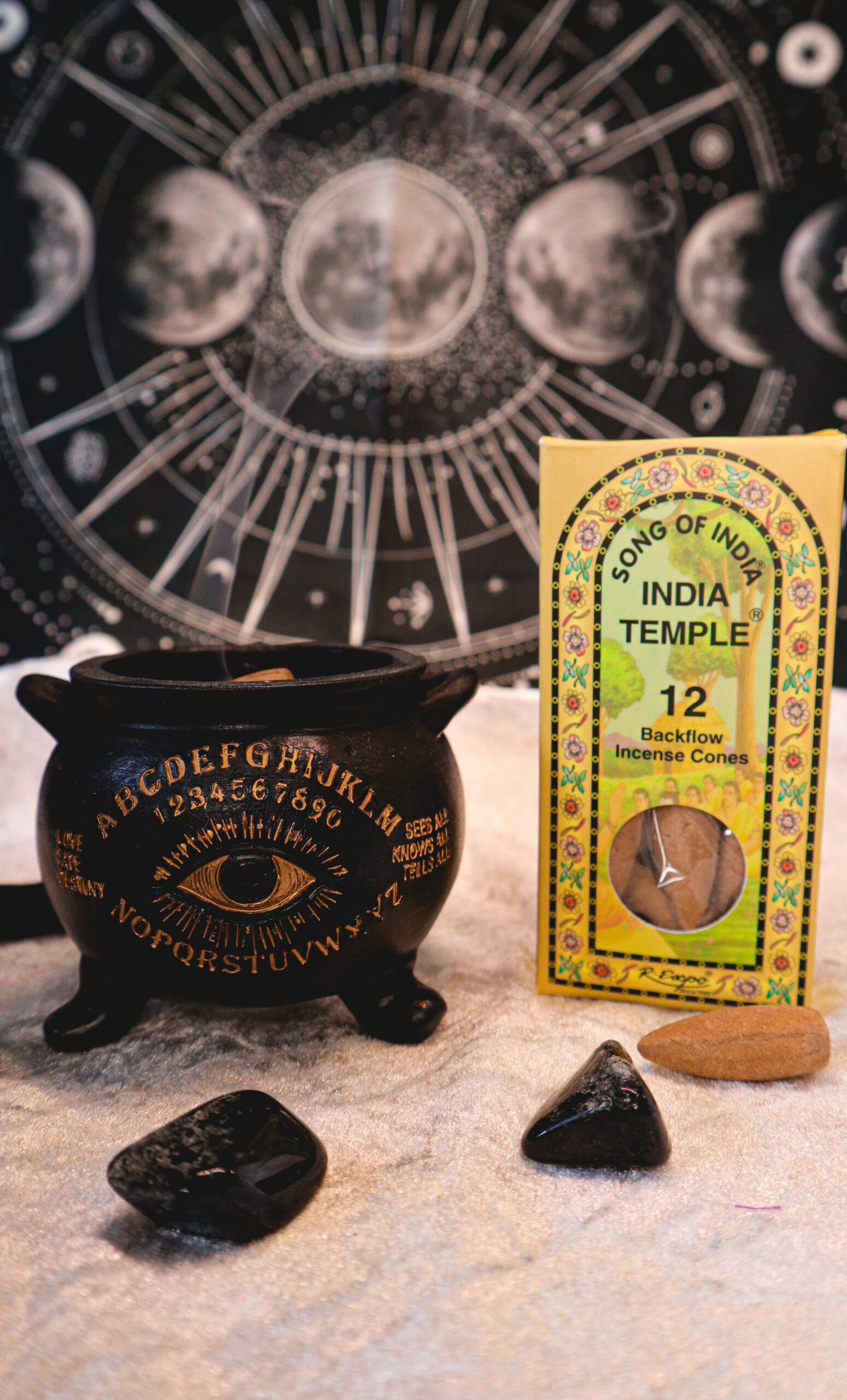 Hexenkessel "All Seeing Eye" von Nemesis Now